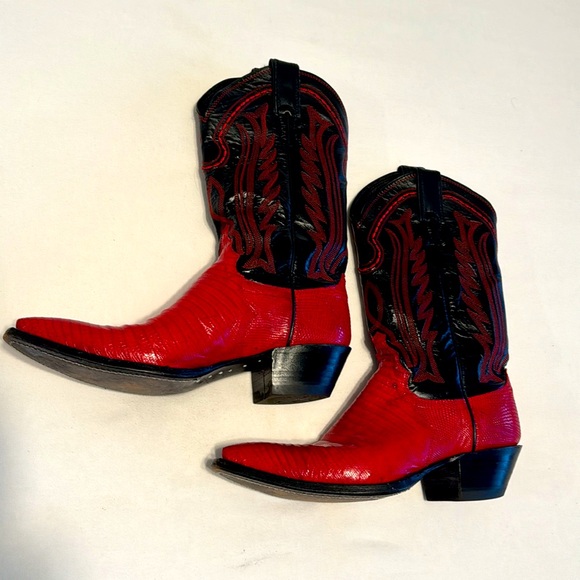 Vintage Zodiac women’s leather cowboy boots size 8B.  EUC. Red & black. US made. - Picture 3 of 8